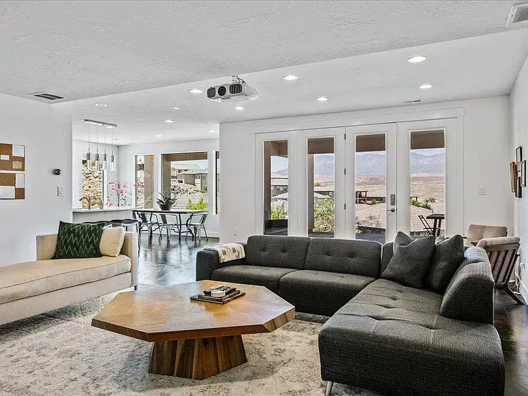 Modern living room design